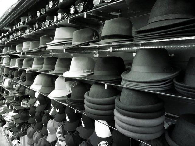 lentrepreneur-porte-plusieurs-chapeaux